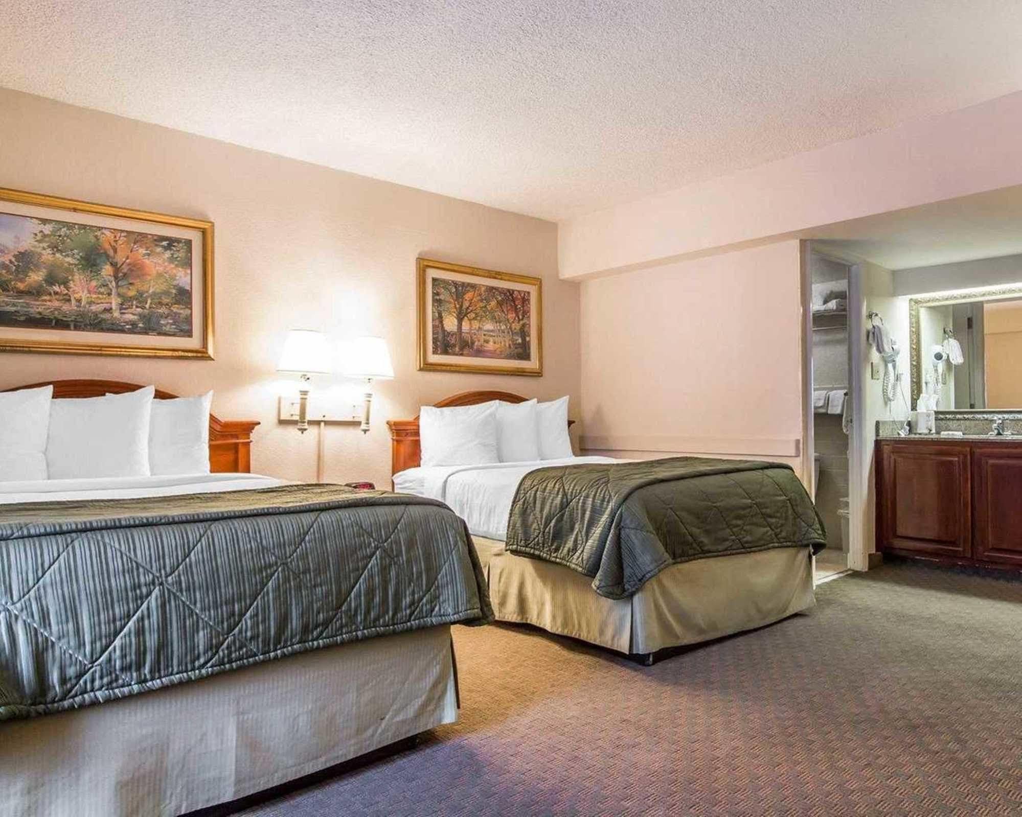 Quality Inn Savannah Historic District Eksteriør billede